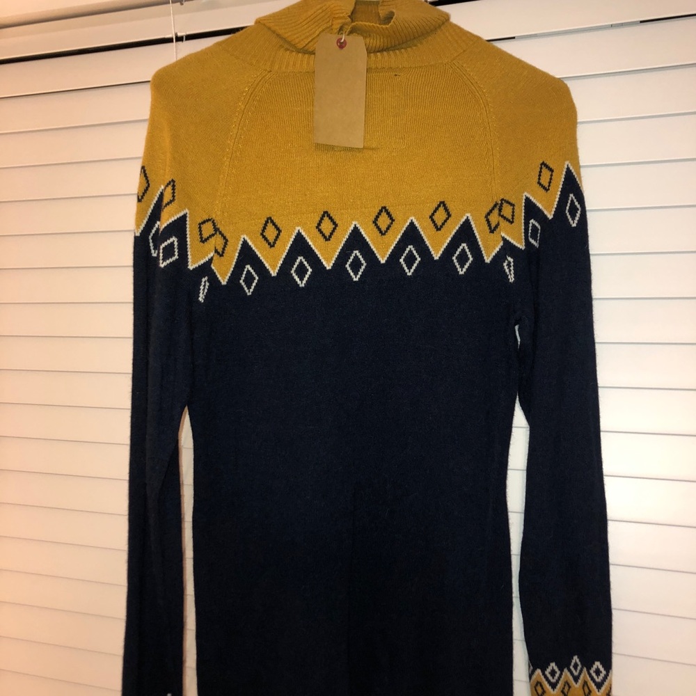 Navy and gold sweater